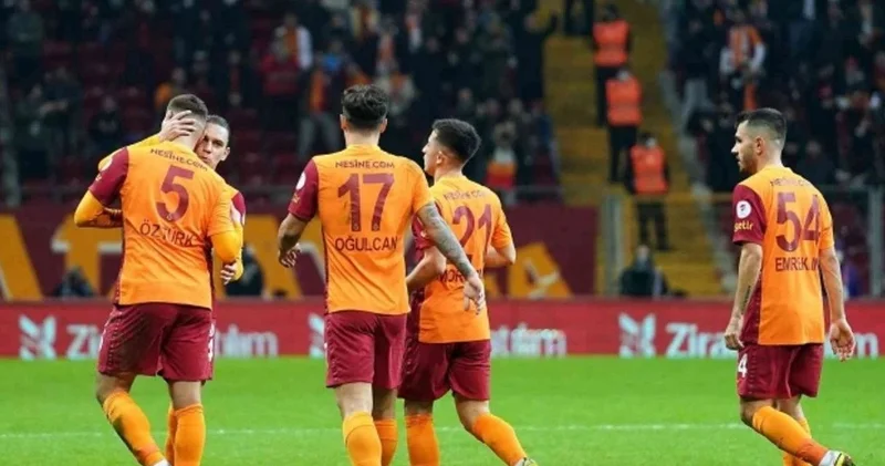 Nereden nereye: Galatasaray da oynuyordu şimdi bakın hangi takıma imza attı
