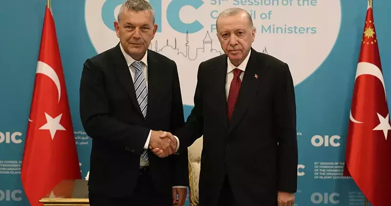 Cumhurbaşkanı Erdoğan, BM UNRWA Genel Komiseri Philippe Lazzarini’yi kabul etti