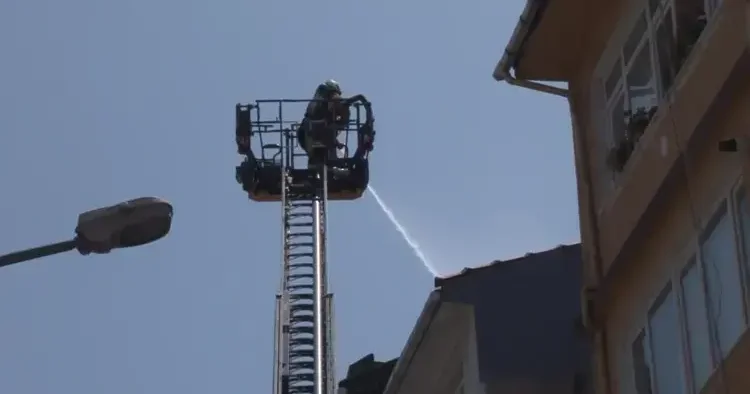 İstanbul da açık unutulan tüp, yangına neden oldu!