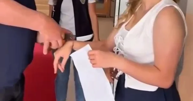 Başkanın pense ile müdahalesi kamerada; takıyı kesti, adayı sınava yetiştirdi Giresun Haberleri