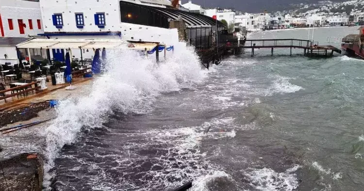 Meteoroloji den fırtına uyarısı: Yarın öğle saatlerinde başlayacak