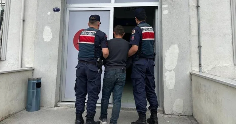 Askeri yasak bölgede yakalandı: 14 suç kaydı çıktı