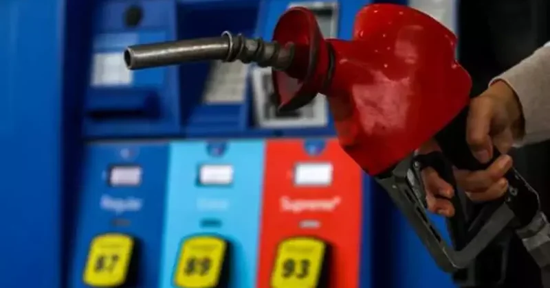Savaş başladı, petrol fırladı! Benzin ve motorine zam geldi: İşte yeni fiyatlar