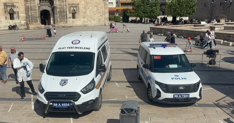 Camide baygın bulundu, hastanede hayatını kaybetti