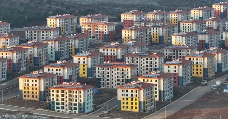 Asrın inşa seferberliği sürüyor! Bakan Kurum: Teslimatta 250 bini geçtik