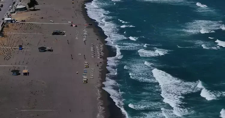 3 ilçede denize girmek yasaklandı! Uyarı geldi