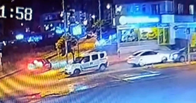 Edirne de 4 aracın karıştığı kaza kamerada Edirne Haberleri