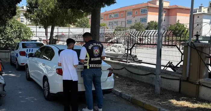 Bahçelievler’de motosikleti ile akrobatik hareketler yapan sürücüye ceza