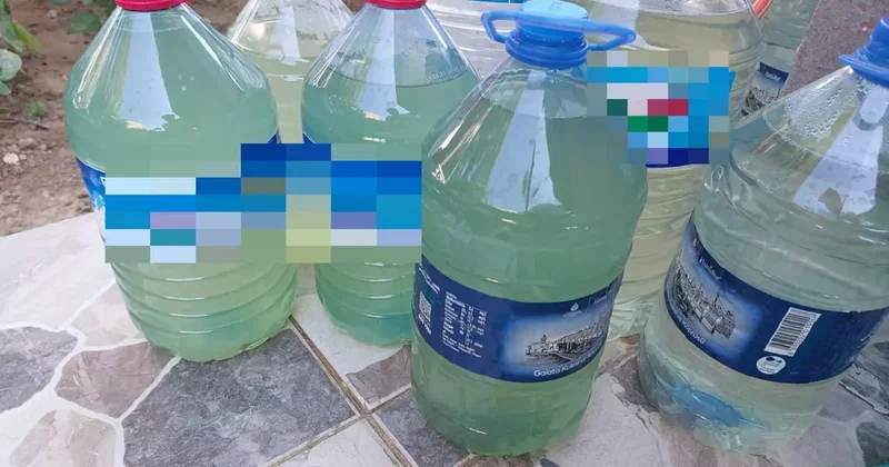 Tekirdağ da musluklardan yeşil su aktı, mahalleli isyan etti