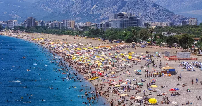 Artık Türkiye plajlarında da görülüyor! Uzmanlardan Vibrio uyarısı: Bu belirtiler varsa dikkat!