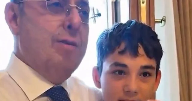 AK Parti li engelli vekilden, doğuştan bir eli olmayan çocuğa duygulandıran konuşma: Sende bir el var bende o da yok VİDEO İZLE