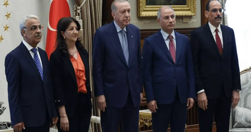 DEM Parti den Erdoğan a her gün yeni bir övgü Sözcü Gazetesi