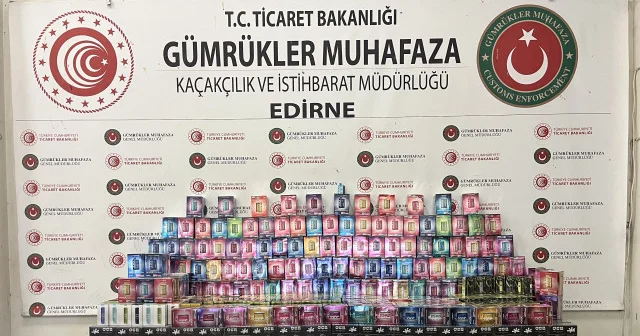 Kapıkule de Sınır Kapısı nda kaçakçılık: 3 Bin 193 elktronik sigara ele geçirildi Gündem Haberleri