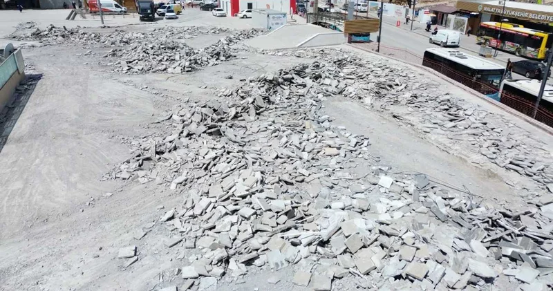 Depremlerden etkilenen Malatya İnönü Kapalı Çarşısı yenilenecek