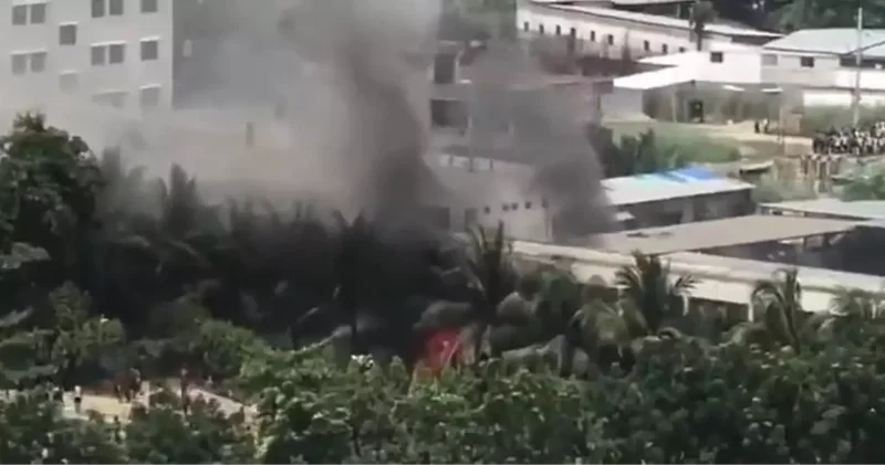 Dakka da Savaş Uçağı Düşmesi: 1 Ölü, 4 Yaralı