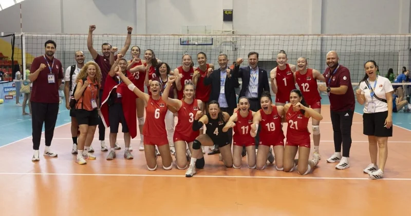 Bizim kızlar süper: Milli takım ezdi geçti