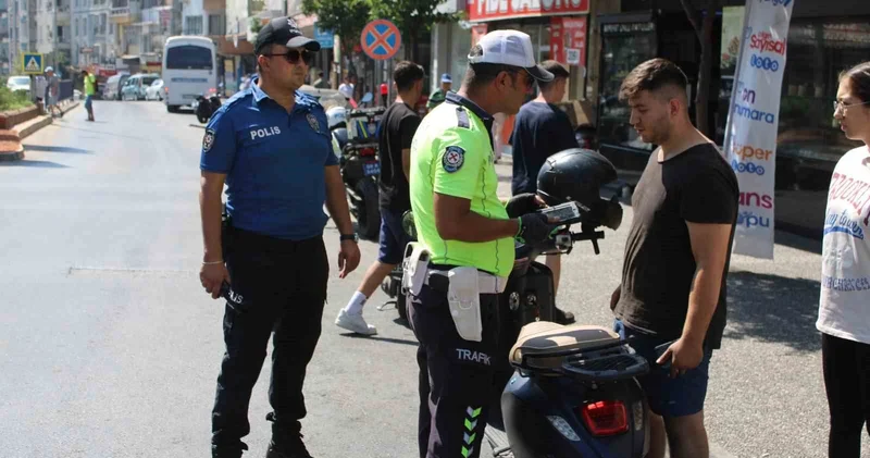 Aydın’da motosiklet sürücüleri denetlendi