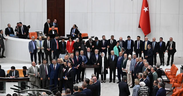 TBMM yaz tatili için çalışmalarına ara verdi Gündem Haberleri
