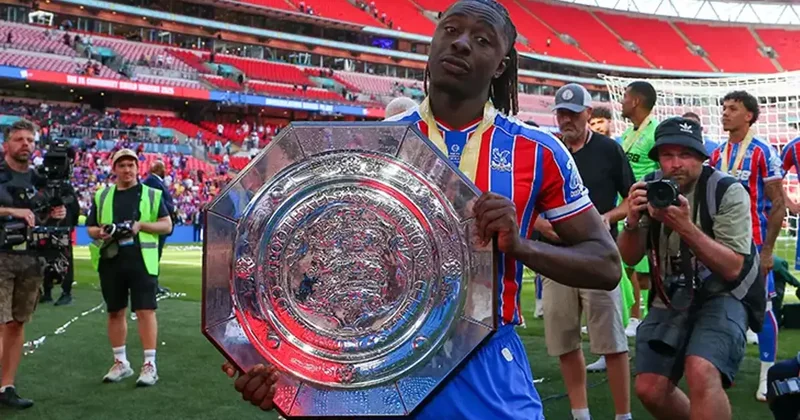 Arsenal snatch Eze from Spurs in shocking transfer move: A sensational fee