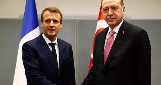 Cumhurbaşkanı Erdoğan, Fransa Cumhurbaşkanı Macron ile telefon görüşmesi gerçekleştirdi