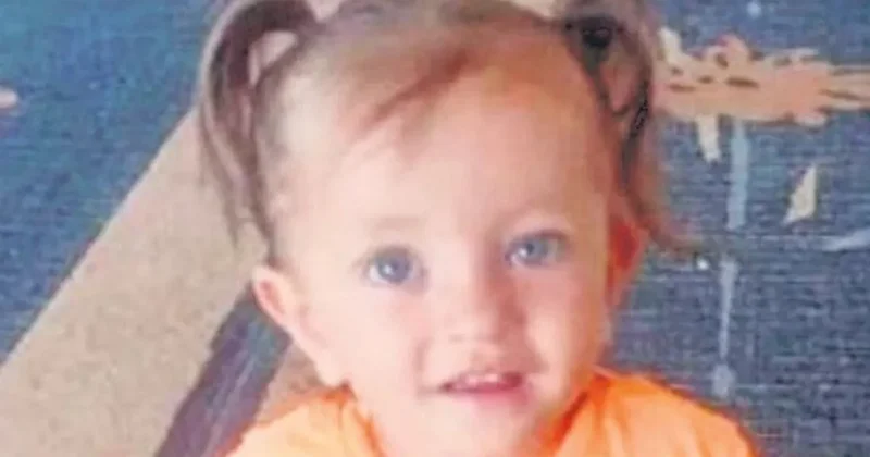 Hiranur bebek, aracın altında can verdi