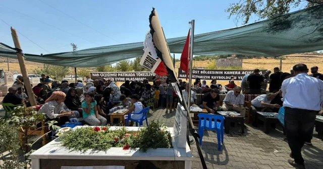 Narin için mezarı başında Mevlid i Şerif okutuldu VİDEO İZLE