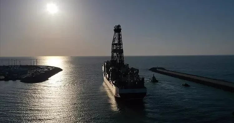Karadeniz de petrol mesaisi! 3 yıl daha uzatılacak