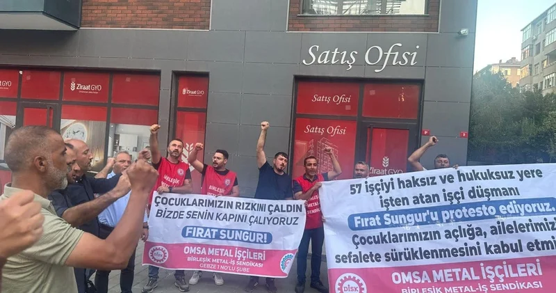Grevdeki işçiler eylemi patronun evine taşıdılar