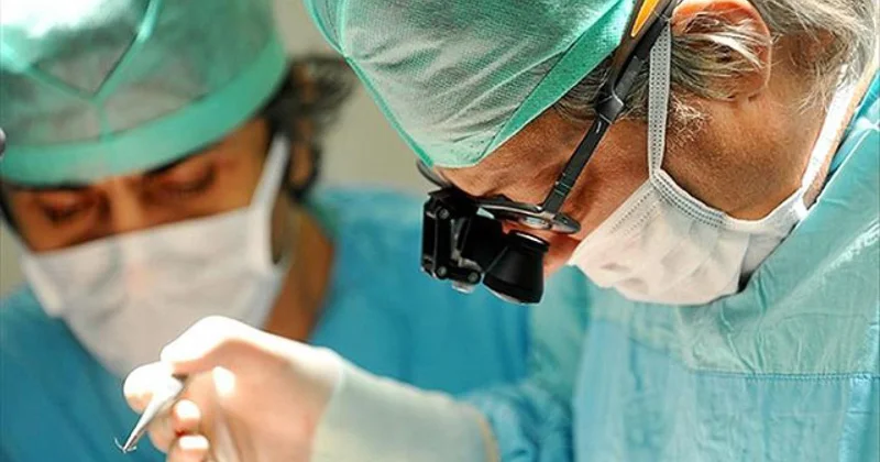Pil yutan hasta endoskopiyle sağlığına kavuştu
