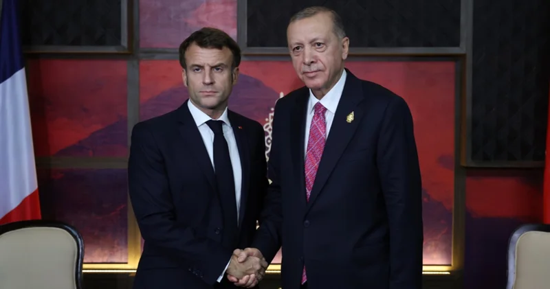 Macron la görüşen Erdoğan: Rusya ile Ukrayna arasındaki barış çabalarına her türlü katkıyı vermeye devam edeceğiz