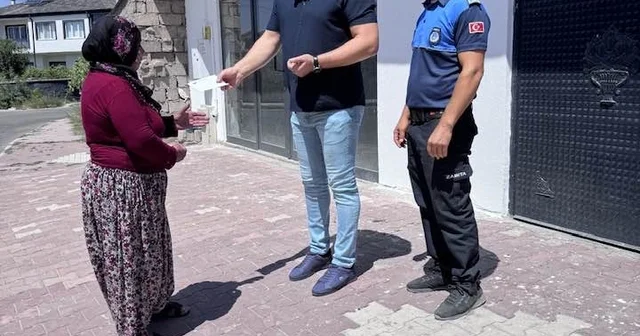 Yolda bulduğu parayı belediye görevlilerine teslim etti Nevşehir Haberleri
