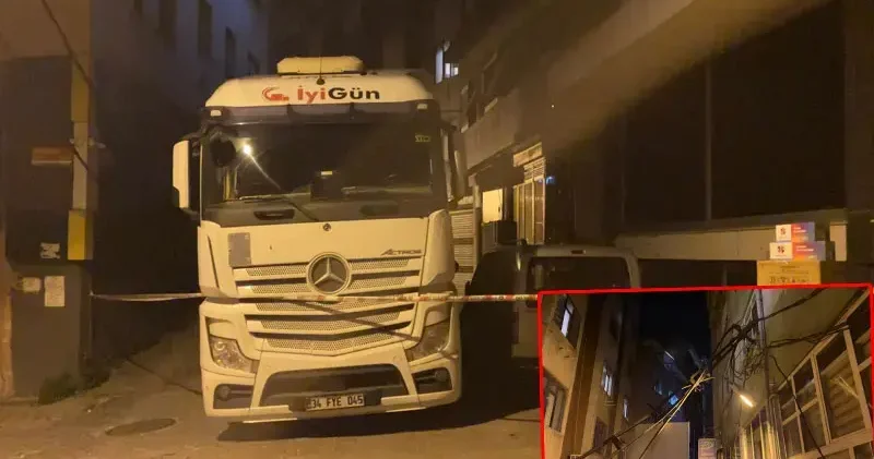 Kağıthane’de TIR kablolara takıldı; aydınlatma direği binaya yaslandı