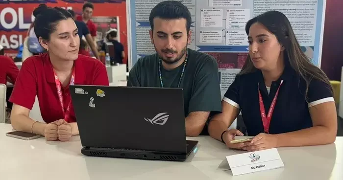 Deri hastalıklarını teşhis ediyor: Üniversite öğrencilerinden yapay zeka destekli mobil çözüm!