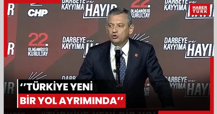 Özgür Özel: Türkiye yeni bir yol ayrımında