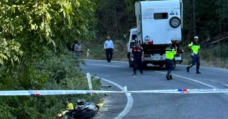 Kütahya da motosiklet kazası! 1 polis öldü