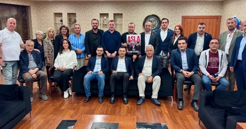 Bayrampaşa da zafer pozu: İrade halkındır