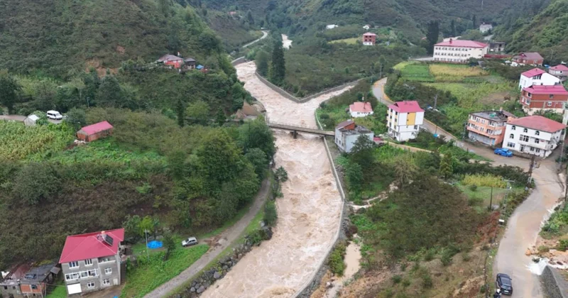 Rize ve Artvin’de selin izleri siliniyor