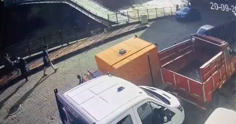 Tarihi Köprü Sel Sularına Kapıldı
