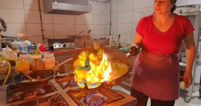 Tunceli’de kadınların kurduğu sofrada hem gelenek hem de sağlık var
