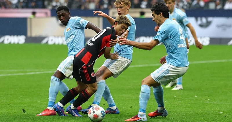 Can Uzun un golü Eintracht Frankfurt a puan için yetmedi