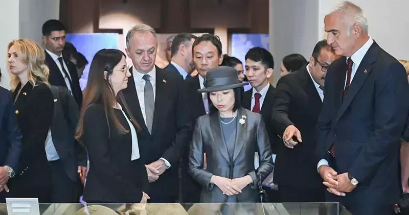 Bakan Ersoy dan Altes Prenses Mikasa ya teşekkür
