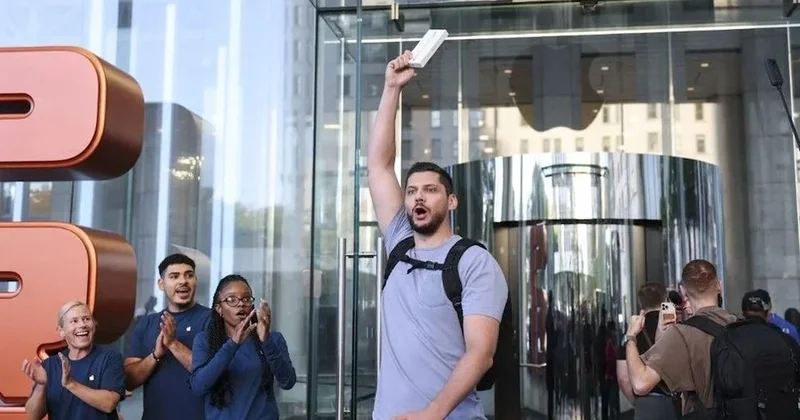 Türkiye pahalılıkta listede başı çekti! İşte ülkelerdeki iPhone 17 fiyatları Sözcü Gazetesi
