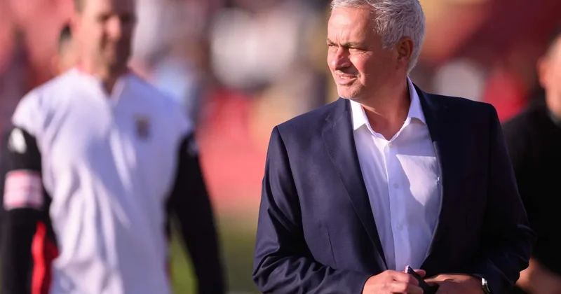 Jose Mourinho Benfica dan sonraki durağını ilk kez açıkladı