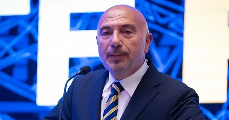 Hakan Bilal Kutlualp ten Fenerbahçe ye birlik çağrısı! Tek yumruk olacağız Fanatik Gazetesi Fenerbahçe (FB) Haberleri Spor
