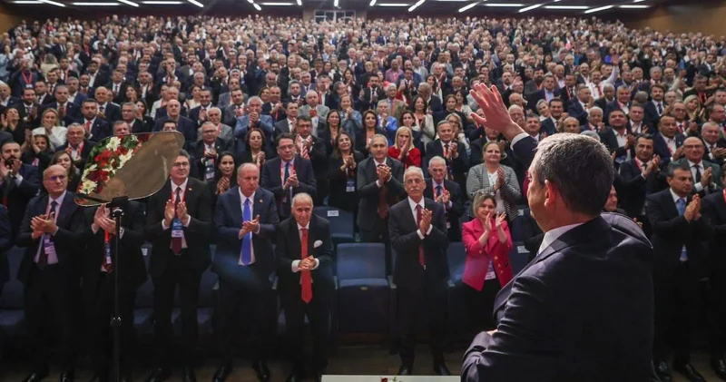 Özgür Özel den yeni açıklama: Safları sıklaştıracağız!