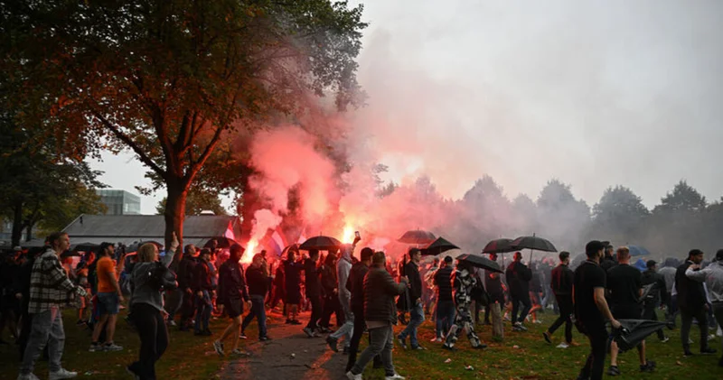 Hollanda da sığınmacı karşıtı protesto çatışmalara dönüştü Dış Haberler