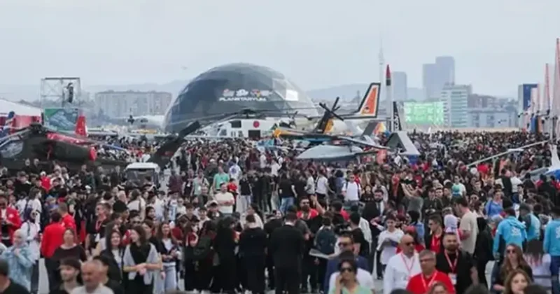 TEKNOFEST İstanbul tamamlandı! Bayraktar dan gençlere çağrı