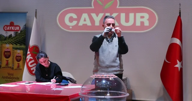 ÇAYKUR a alınacak 1500 mevsimlik işçi için kura çekildi Rize Haberleri