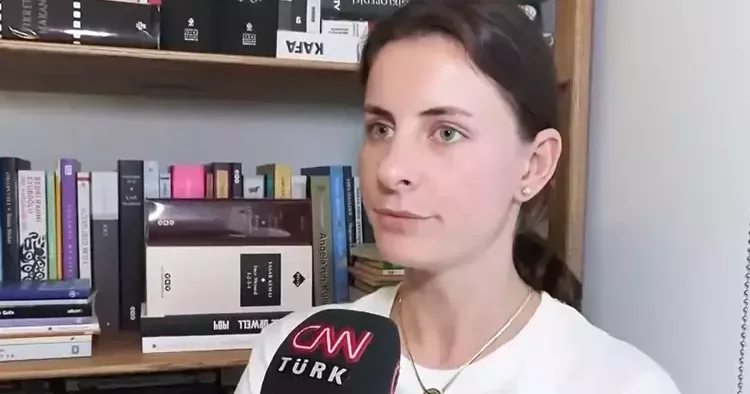 100 milyon lira mı aldı? Kazada ölen Murat Aci nin eşi şikayetini geri çekmişti, yaşananları CNN Türk te anlattı