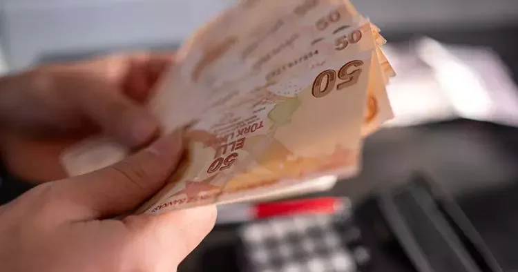 SGK denetimlere başladı! Maaşlar bir bir kesiliyor